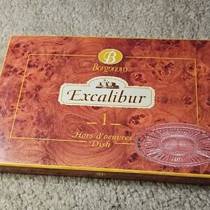 Borgonovo Excalibur Hors d'oeuvres Dish - Elegant Brown and Clear Design